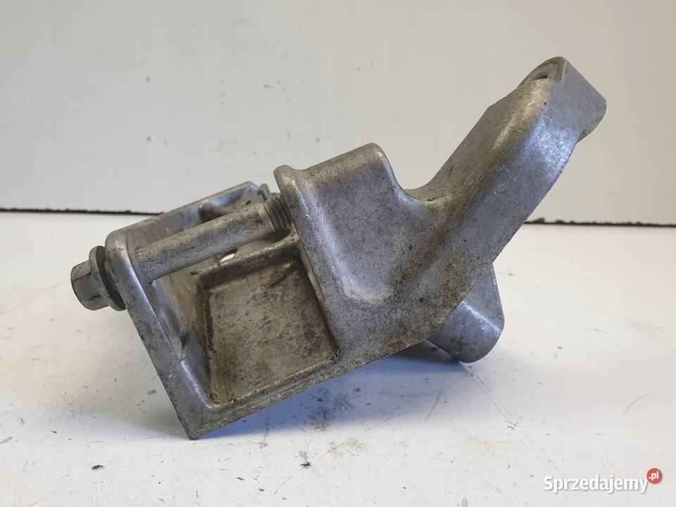 Volvo V60 II 15 T ŁAPA WSPORNIK SILNIKA 31686385 Chełm