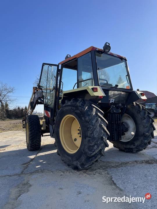 Renault 8534 ładowacz czołowy Faucheux F255 Ładowacz czołowy Wolbrom