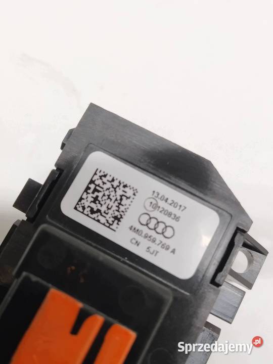 PRZEŁĄCZNIK PAMIĘCI FOTELA 4M0959769A Audi Q7 II Panele sterowania, przełączniki