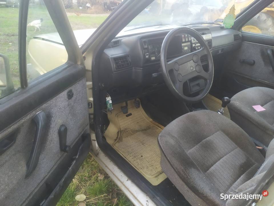 Volkswagen Jetta 1987 elektryczne lusterka welur Jetta Łagów