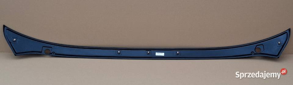 VOLVO 9900 AUTOBUS LISTWA ATRAPA GRILL PODSZYBIE Bieleń