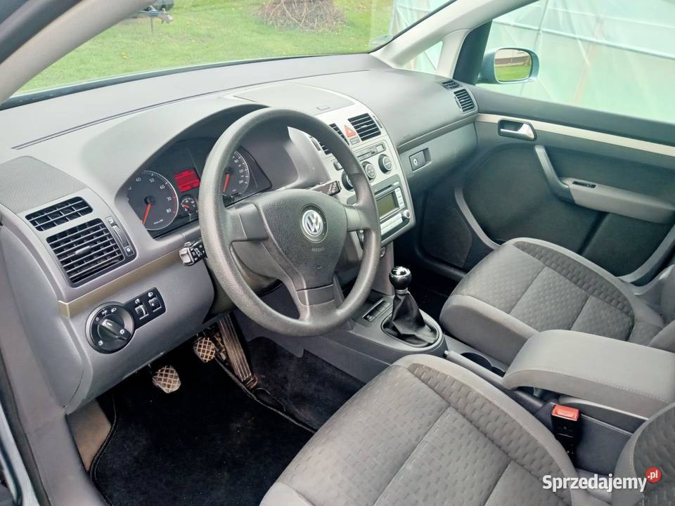 VW Touran 16 MPI 2008r 7 miejsc nieuszkodzony mazowieckie Zwoleń sprzedam