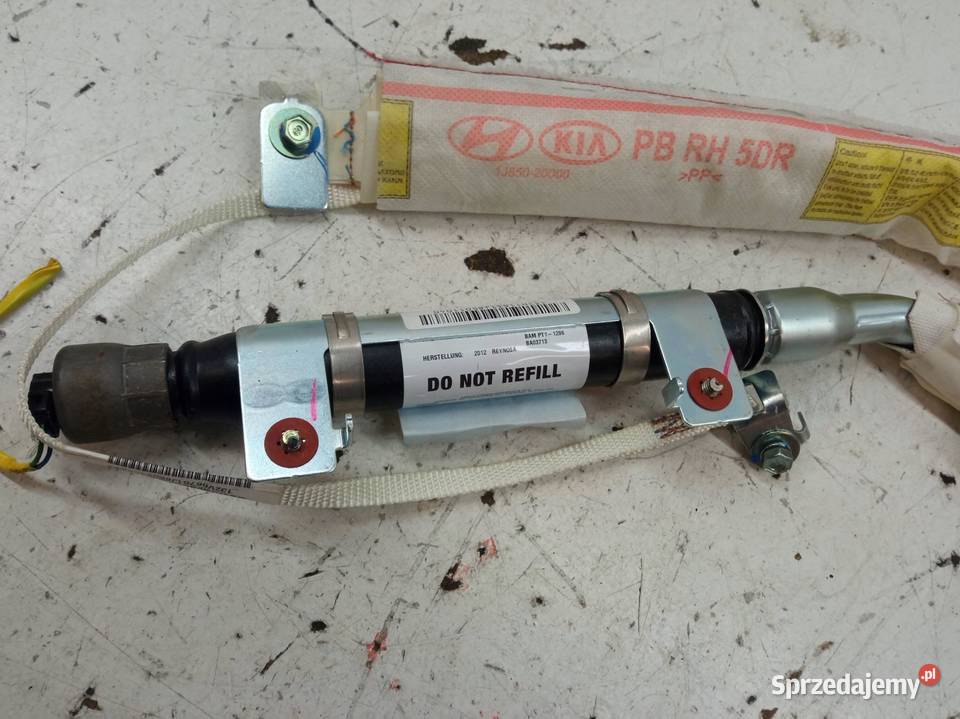 KURTYNA LEWA PRAWA KOMPLET 850101J000 Hyundai sprzedam