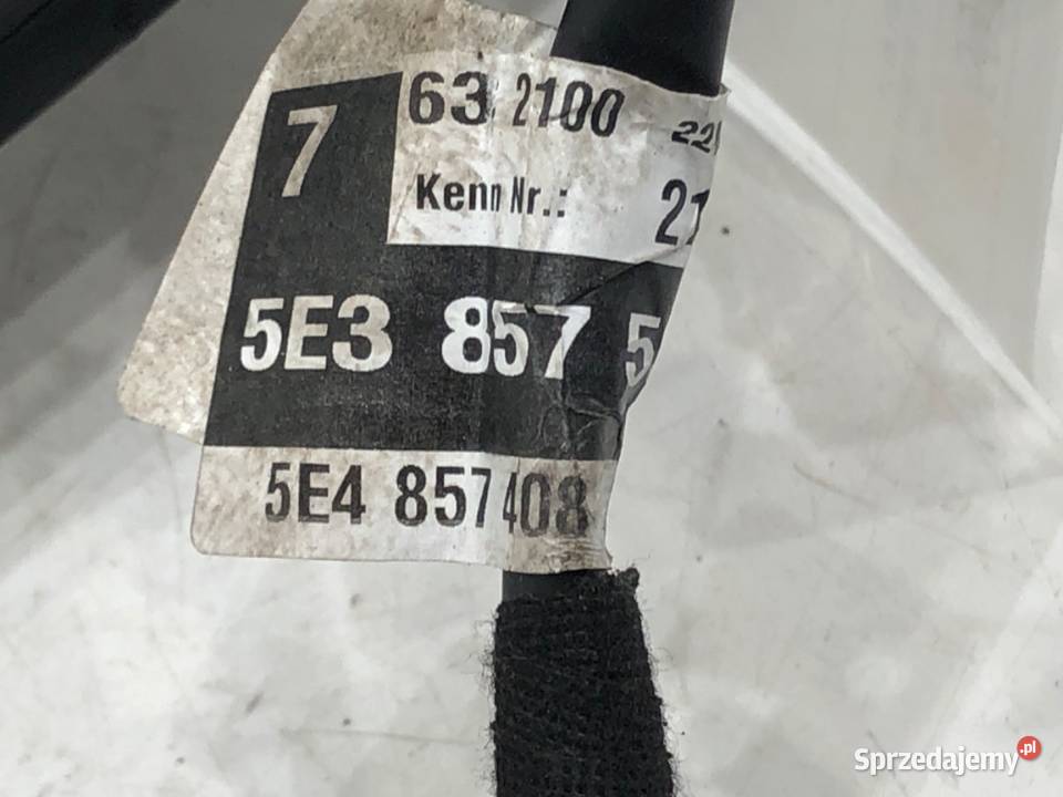 LUSTERKO PRAWY SKODA OCTAVIA IV Hatchback Lusterka zewnętrzne