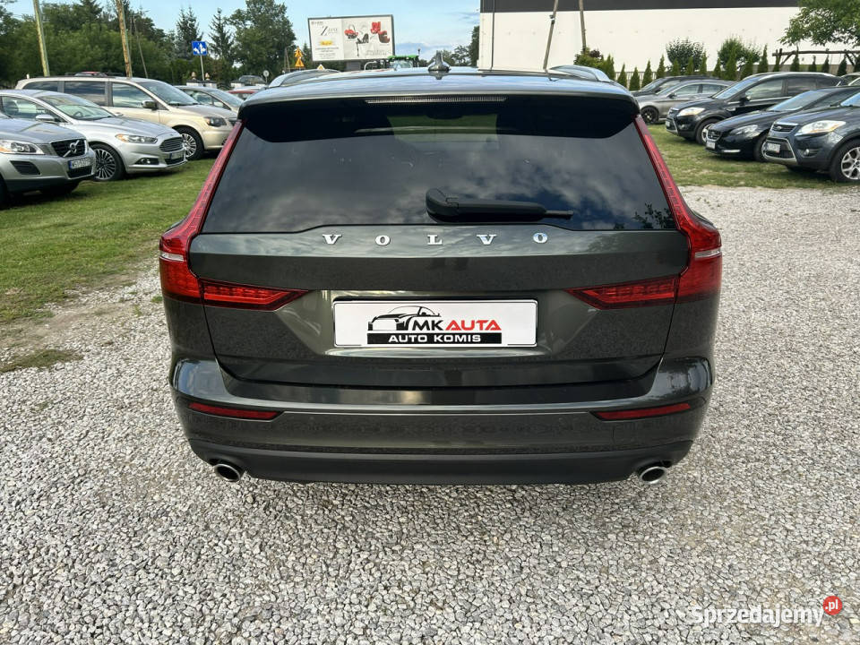 Volvo V60 Super stan Benzyna Hybryda II 2018 centralny zamek Nowe Iganie