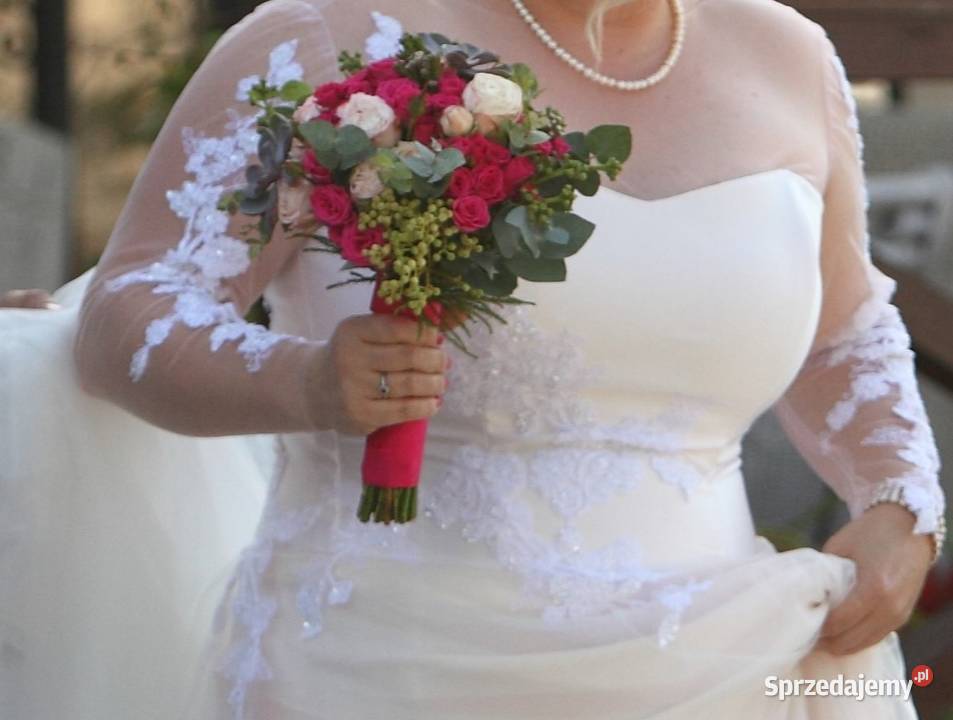 Suknia ślubna w stylu klasycznym elegancka Moda i Styl mazowieckie Adamowa Góra