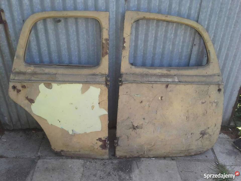 Skoda tudor komplet drzwi 1945r wielkopolskie Poznań sprzedam