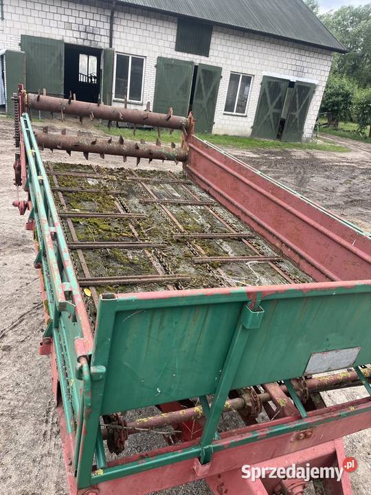 Rozrzutnik obornika rosyjski Rozrzutniki obornika Świerkowo