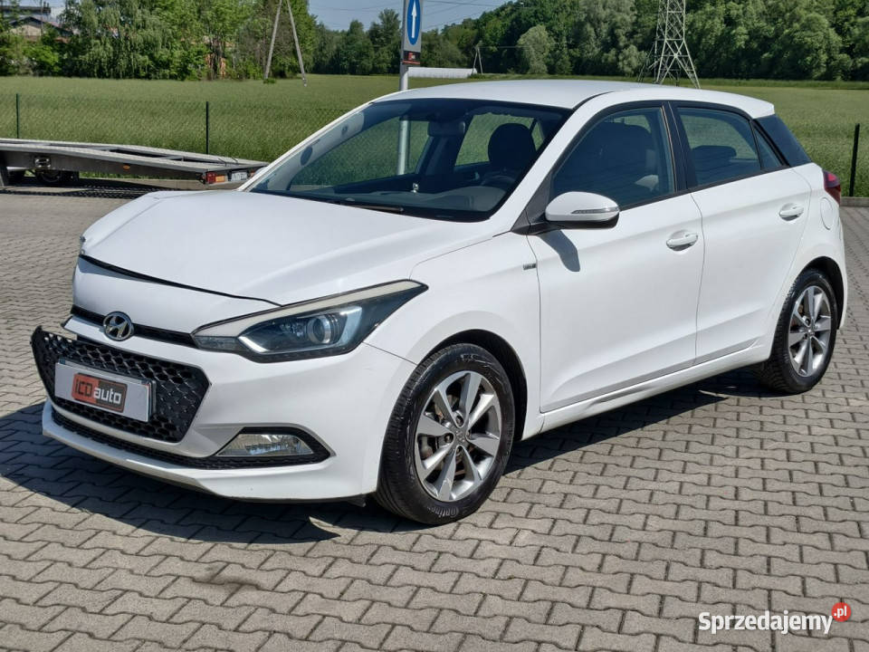 Hyundai i20 12 benzyna edition1 parktroniki Motoryzacja małopolskie Kęty