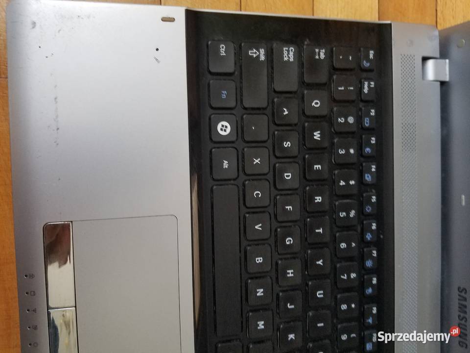 Laptop Samsung RV511 intel core i3 M380 6GB Ram Rymanów
