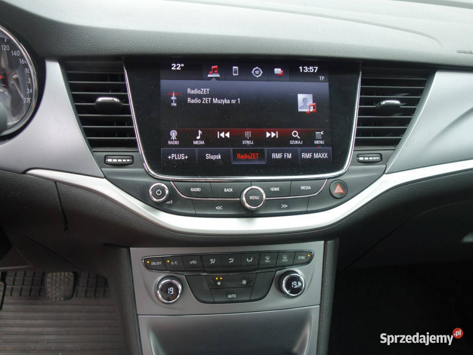 Opel Astra Opel Astra Sports Tourer z 2017 roku czujnik parkowania Słupsk sprzedam