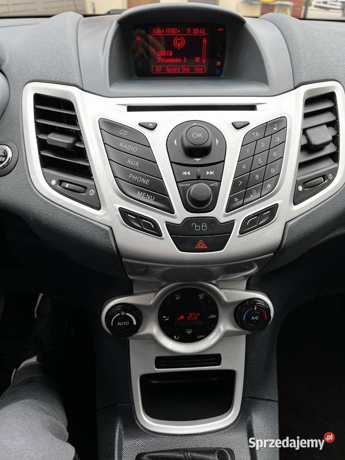 Ford Fiesta MK7 2010 r benzyna Jarocin