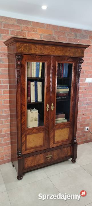 Ekskluzywna biblioteka witryna eklektyczna antyk Łagów
