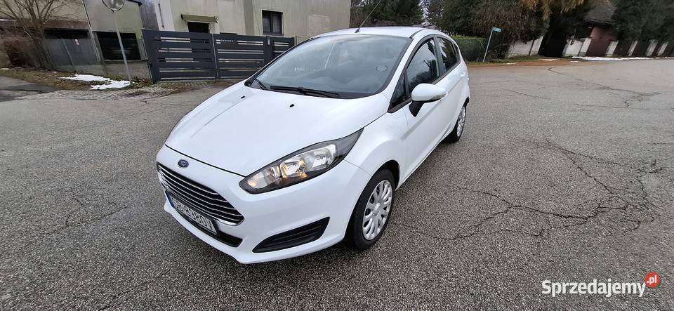 Ford Fiesta 2015 Salon Polska 2015r Samochody osobowe