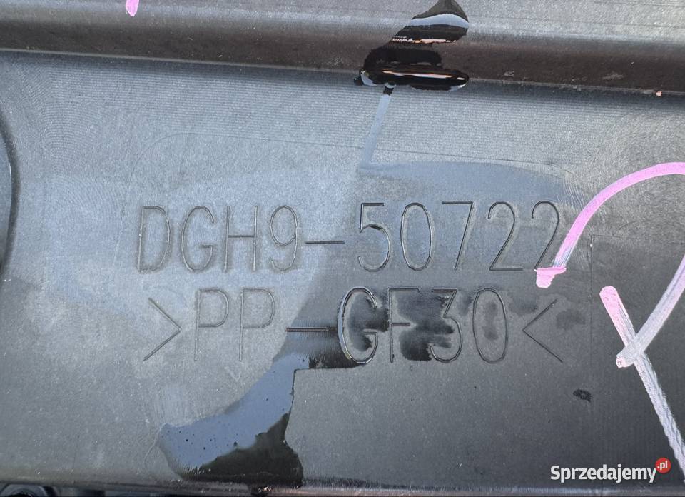 Nosek maskownica osłona pasa przód Mazda cx30
