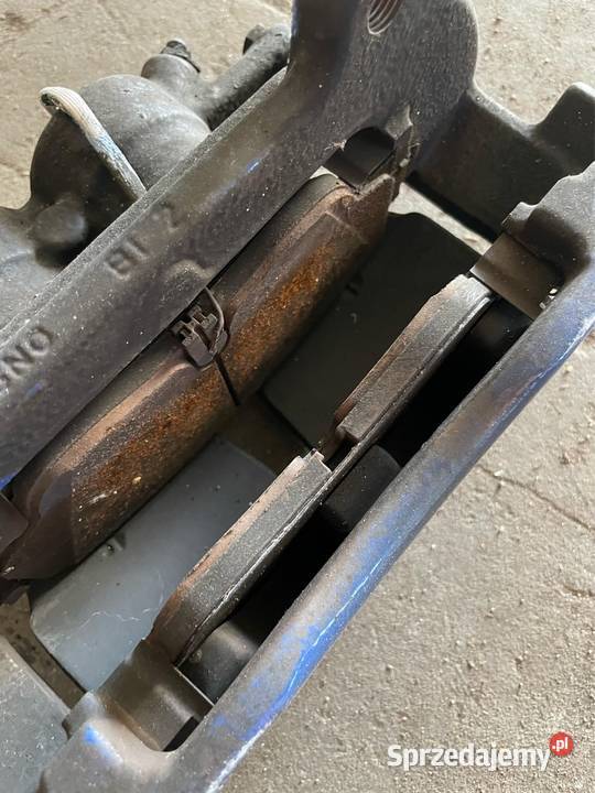 Komplet Hamulcy przód z Golfa 8r Łosice