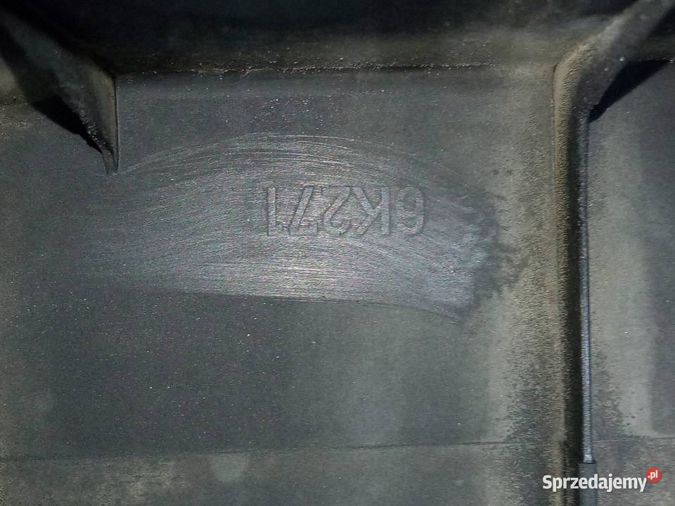 POKRYWA ZAWORÓW E510D6K271 16 16V Ford Focus Mk2 Rok produkcji 2008