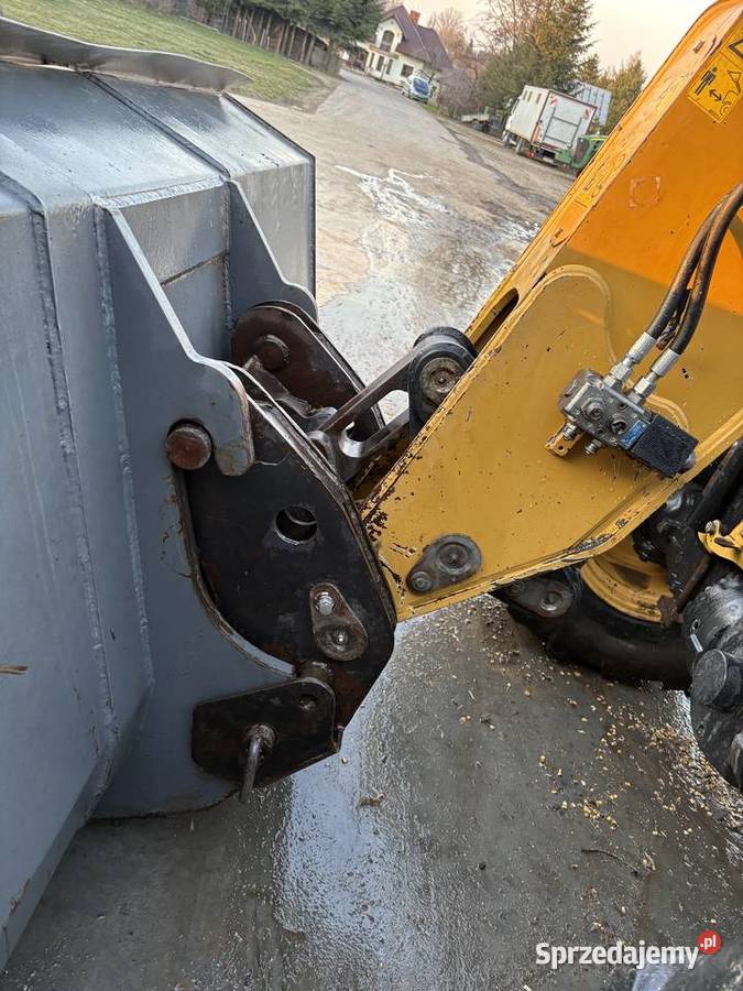 Ładowarka teleskopowa caterpillar Morawsko