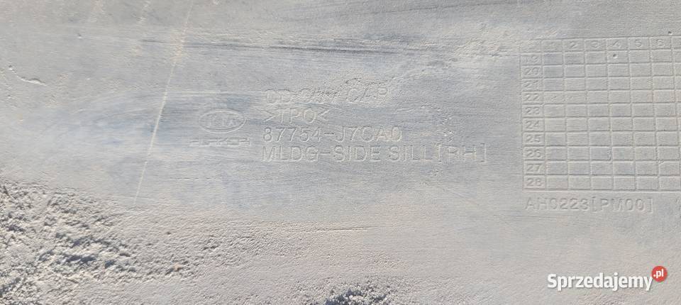 KIA CEED III GTLINE 18 LISTWA PROGOWA PRAWA osobowe Ruda Śląska sprzedam