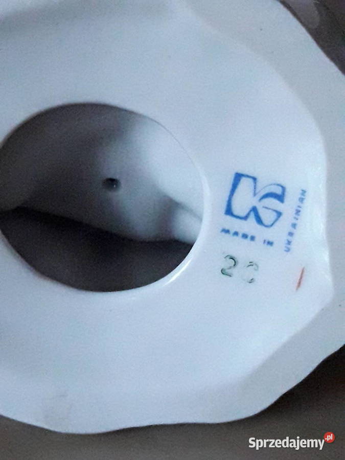 Porcelanowa figurka Odarka Korosten Ukraina Porcelana i szkło lubelskie Janów Lubelski