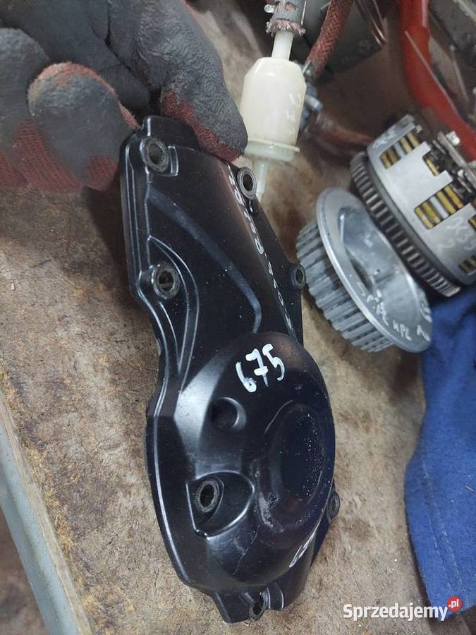 Triumph 675 pokrywa dekiel prawa osłona rozrządu Jelenia Góra