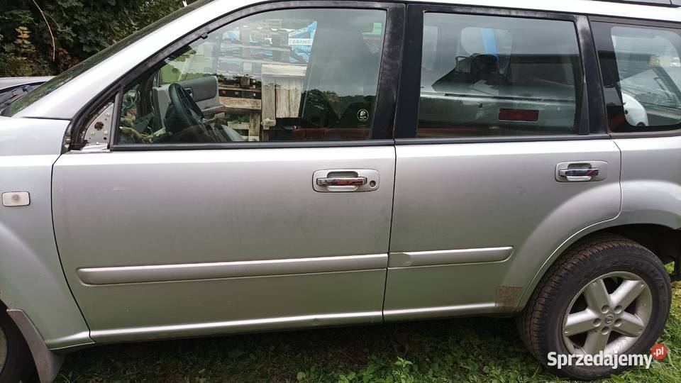 nissan xtrail t30 drzwi praweleweprzódtył ky0 Grąd
