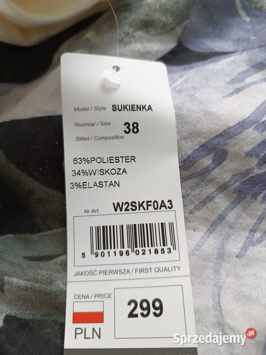 Sprzedam sukienkę widoczna na zdjęciu wielkopolskie Szamotuły