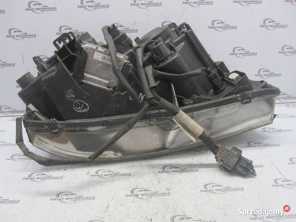 VOLVO XC90 I LIFT 10r lampa lewa przód 31217047 świętokrzyskie
