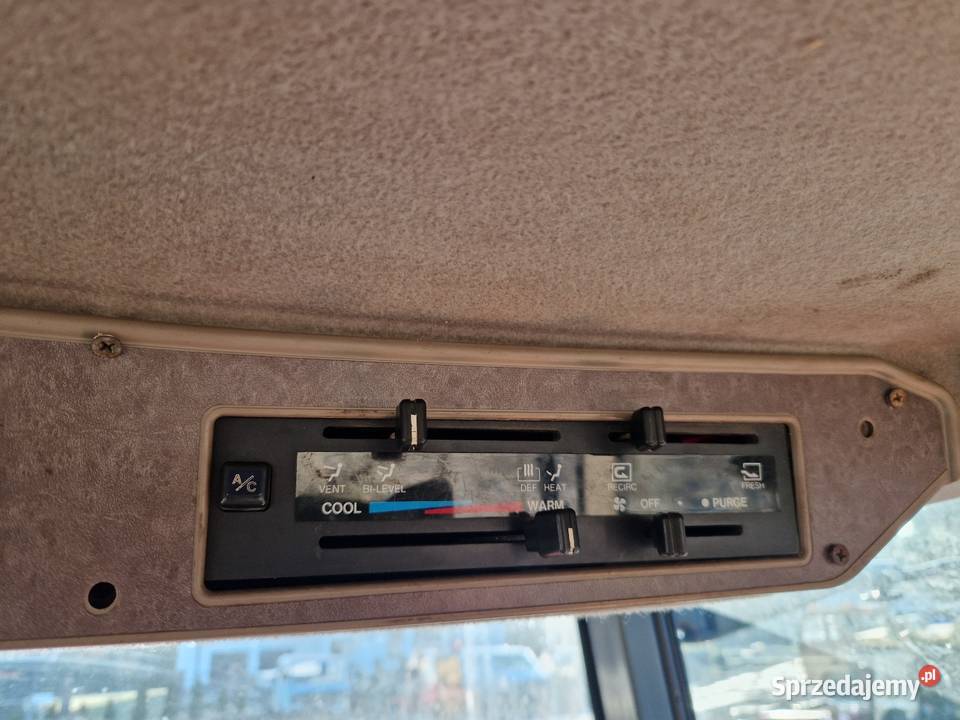 Ciągnik rolniczy Kubota M130X z ładowaczem sprzedam