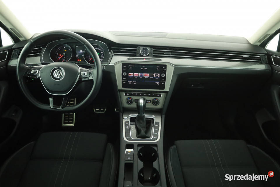 VW Passat 20 TDI Rok produkcji 2018 Passat mazowieckie Piaseczno