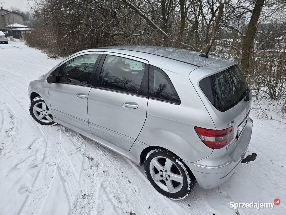 Mercedes b klasa 17 benzyna 2006 srebrny łódzkie