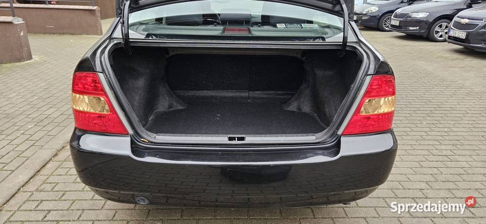 Toyota Corolla E 12 2004r 14 VVTI benzgaz Elbląg