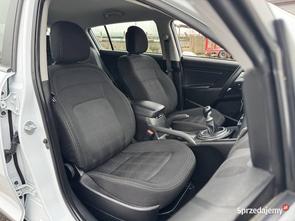 Kia Sportage 16 BENZYNA Klimatyzacja Nawigacja centralny zamek Konin