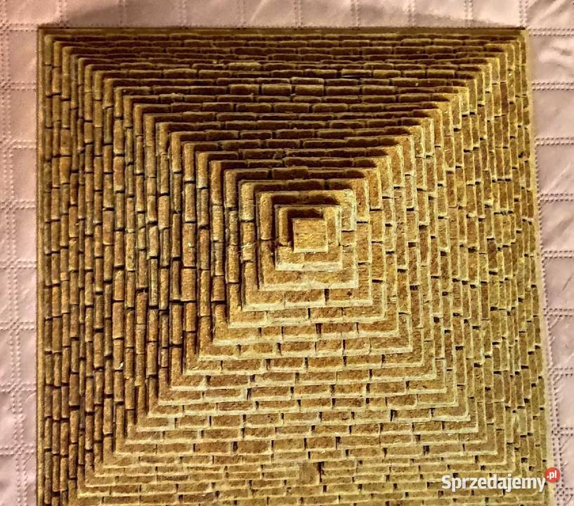 Piramidy 3D modele różne opcje i wymiary HIT beżowy Wrocław sprzedam