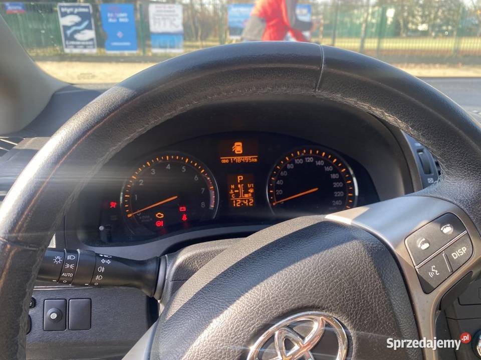 Toyota Avensis Sedan mazowieckie Warszawa