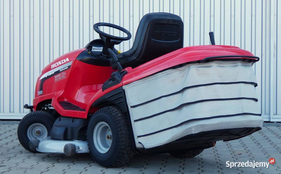 Traktorek kosiarka HONDA 2620 2 Cylindry Hydro