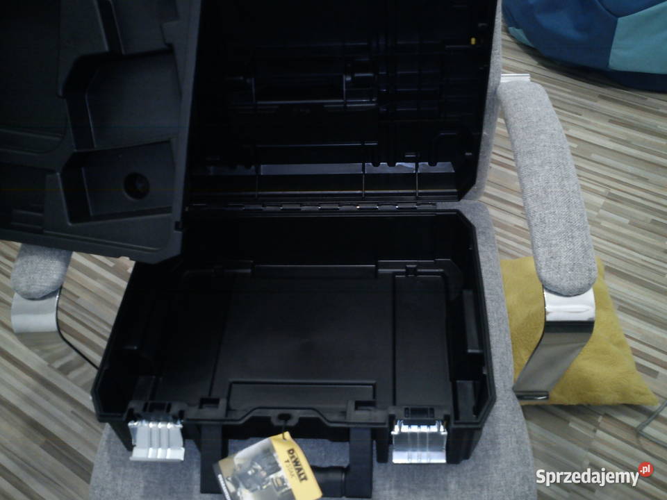 skrzynka narzędziowa dewalt nowa Biała Podlaska