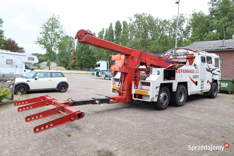 Holownik 6x2 pomoc drogowa Man