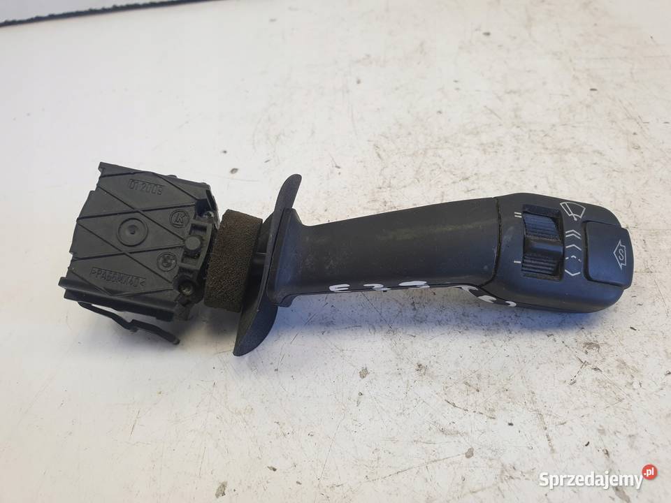BMW E39 PRZEŁĄCZNIK WYCIERACZEK 8352171 Panele sterowania, przełączniki lubelskie Janów