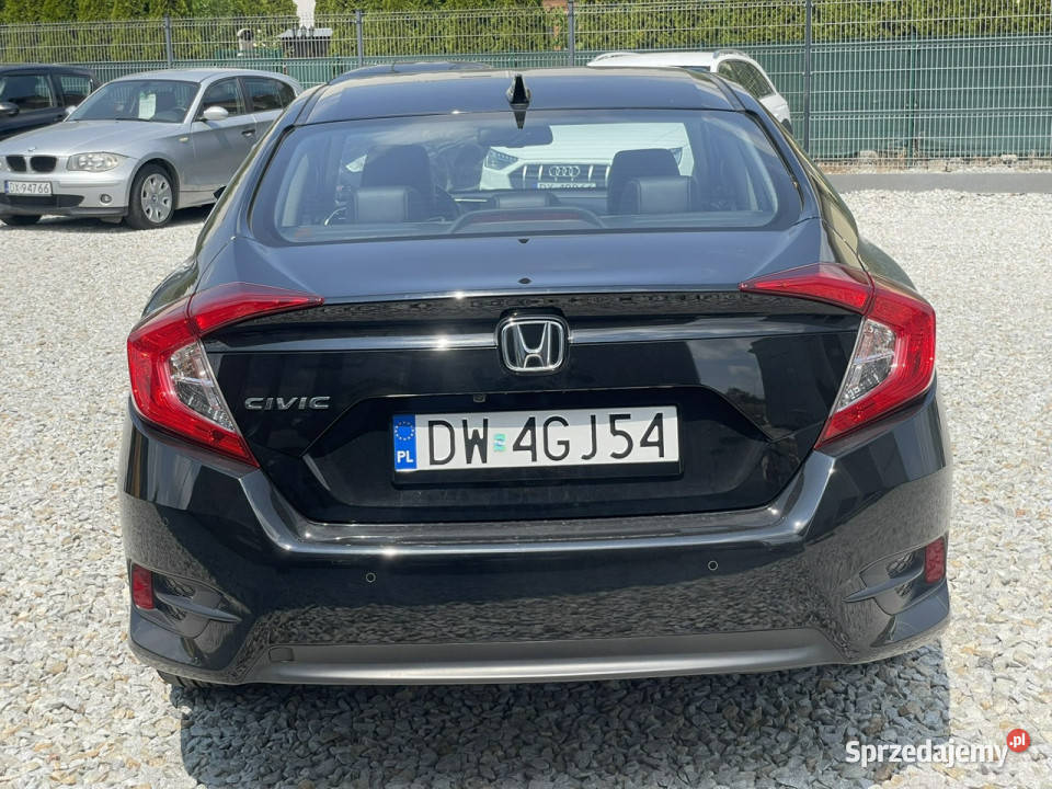 Honda Civic 15 16V VTEC Turbo 182 CVT Salon Civic Wrocław