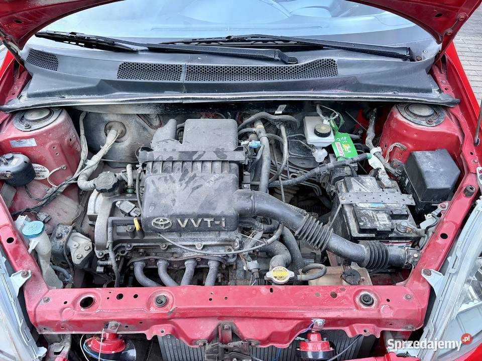 Toyota Yaris 10 Salon Serwis ASO 5 drzwi 1000cm3 Wieliszew sprzedam