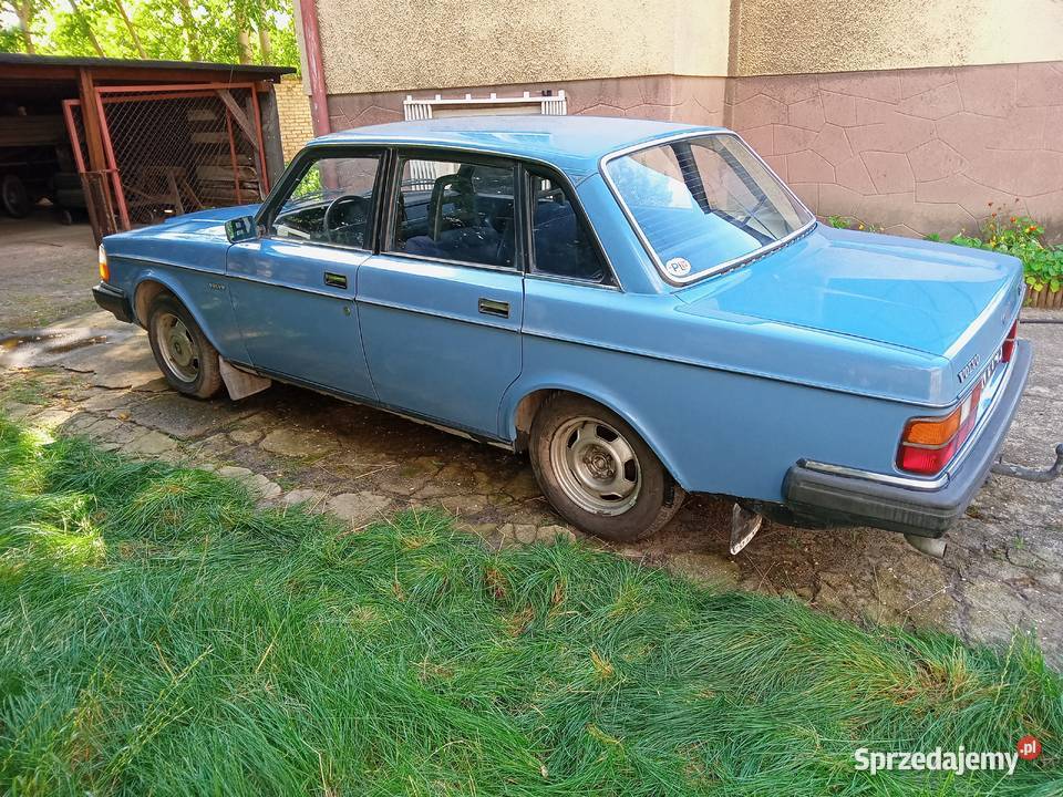 Volvo 244 sedan rocznik 83 piękny zabytek Ksawerów