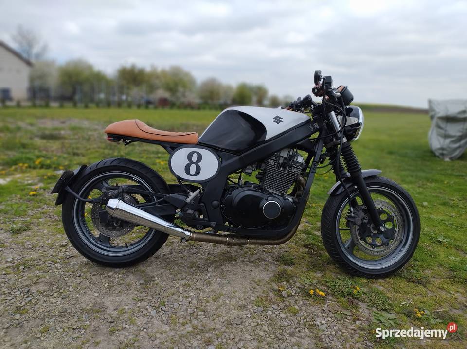Suzuki GS 500 Cafe Racer Sitno