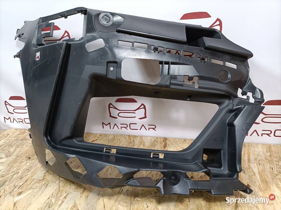 BMW M8 F91 F92 F93 ŚLIZG MOCOWANIE WKŁADKA Pleszew sprzedam