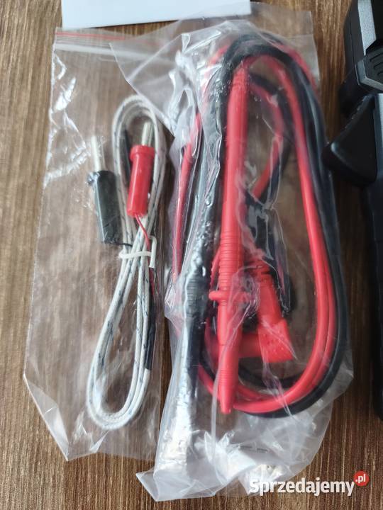 nowy multimetr cęgowy Snakol sk203 Mierniki elektryczne Sandomierz sprzedam