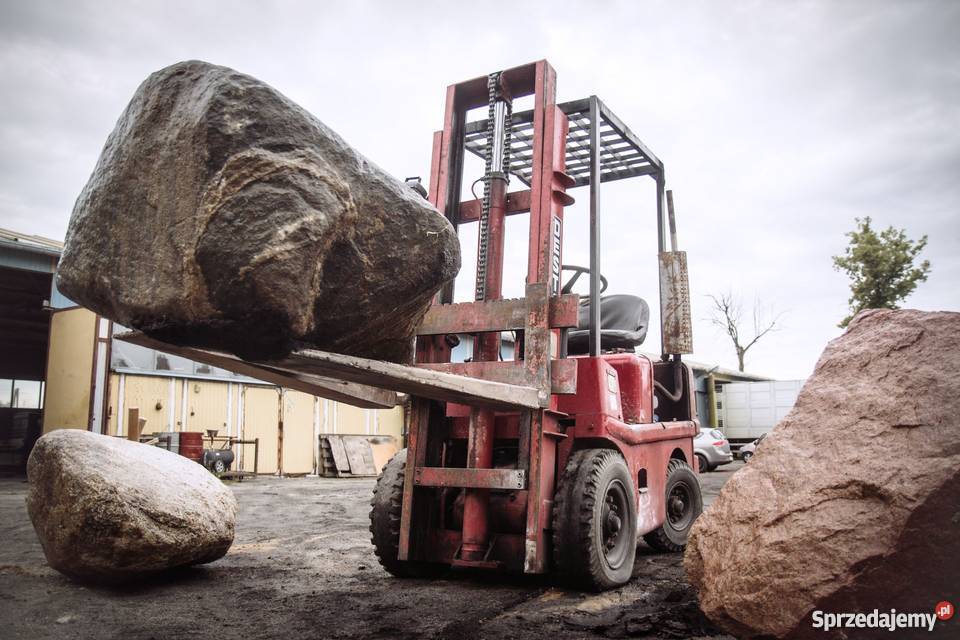 Kamień polny łupanyciętygranit cięty cegła