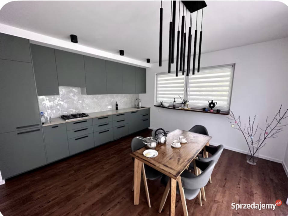 Nadarzyn dom 135 m2 salon 3 sypialnie 2 łazienki