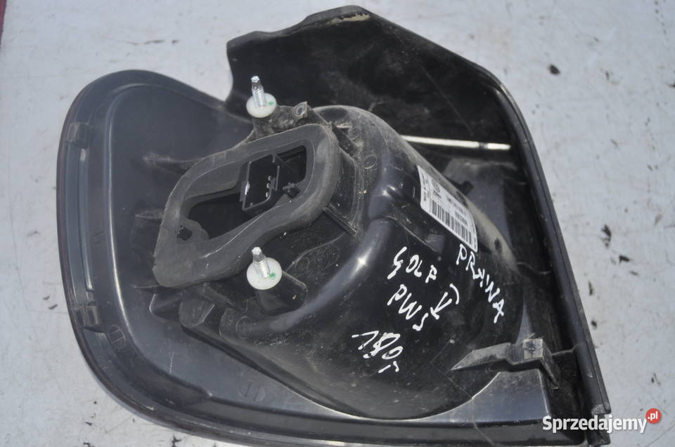 LAMPA PRAWY TYŁ VW GOLF PLUS V 5M0945096N 0413 Sierakowice