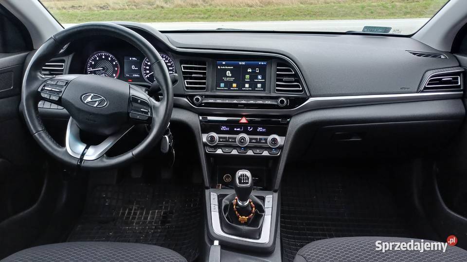 Elantra 16b salon Polska 31 Kielce