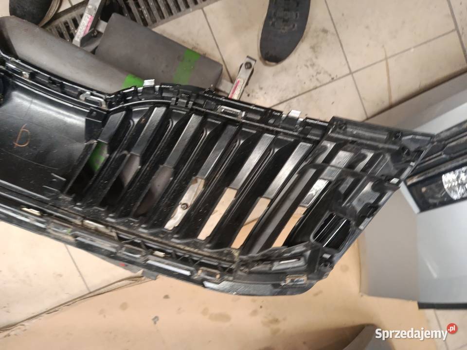 Octavia 3 lif grill przedni Krasnystaw